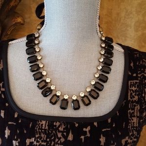 Beautiful Black and Gold Tone Necklace
